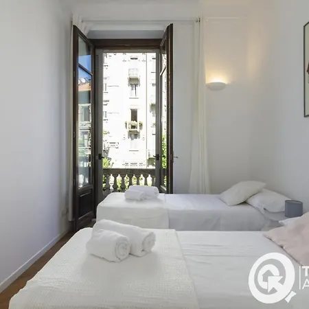 Apartment White Romana *